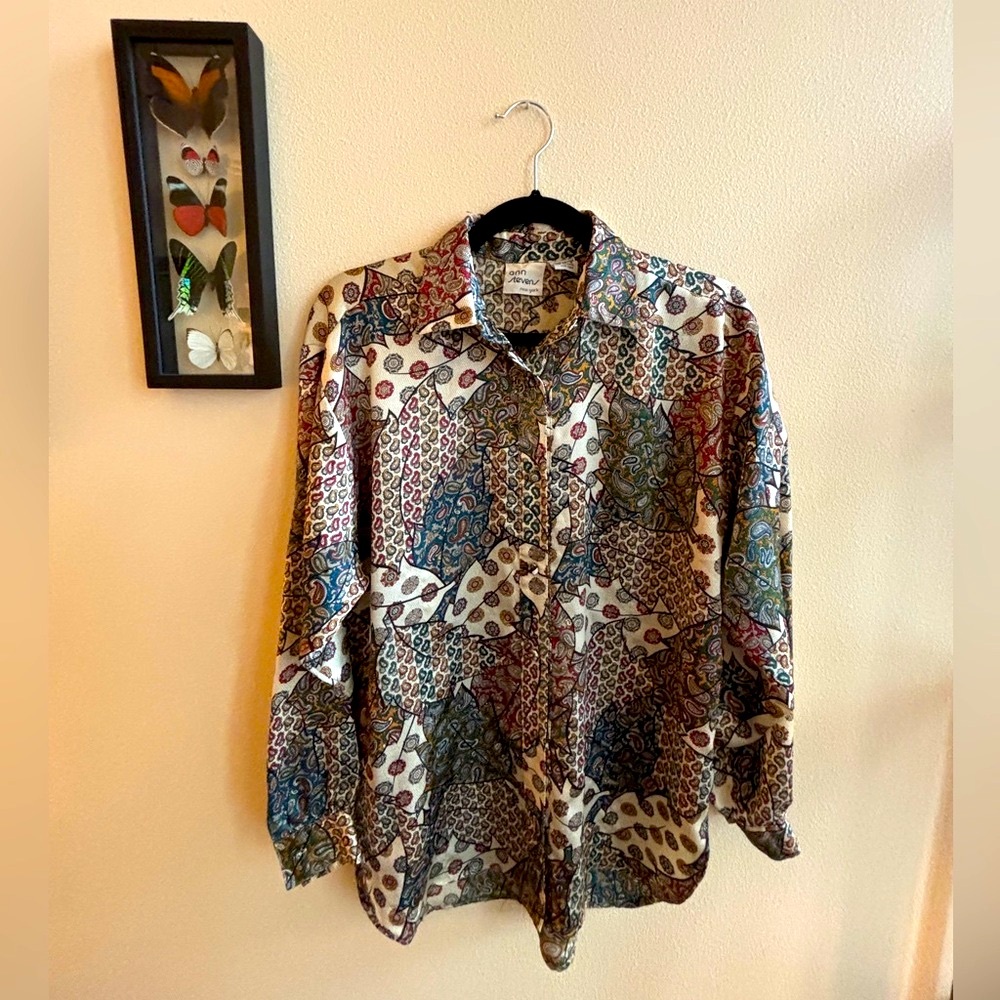 VINTAGE! Beautiful antique Anne Stevens NY Blouse, Paisley green gold blue red.